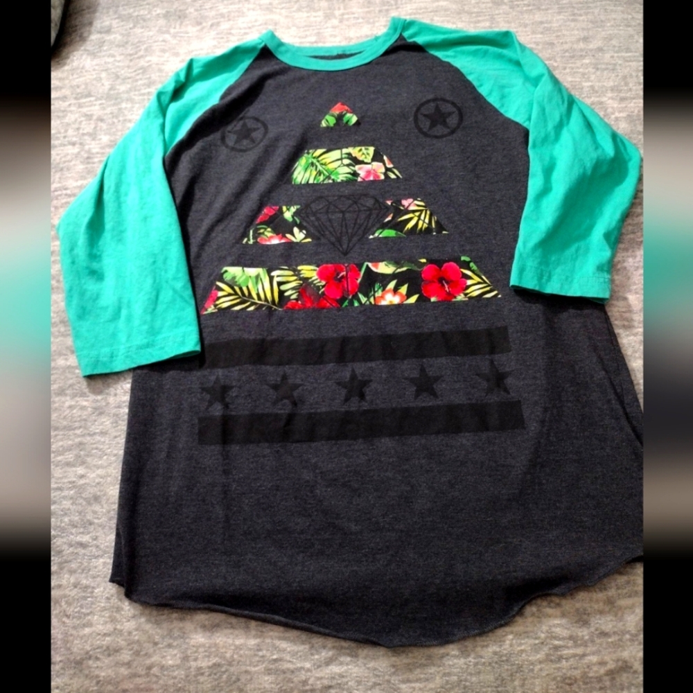Women's Colorful Graphic Tee